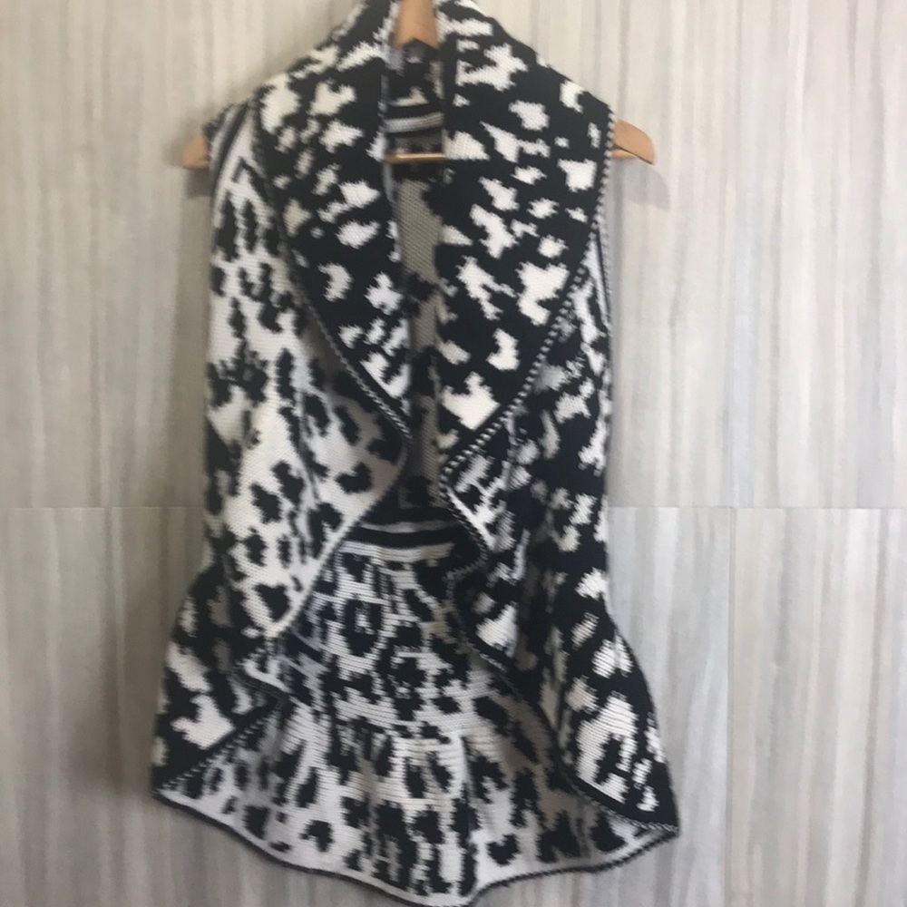 John Paul Richard | Sweater Vest | Size Medium